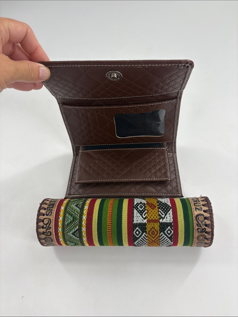 Brown Bolivia Embroidered Wallet - Ethnic Pattern Women’s Clutch - Picture 2 of 3